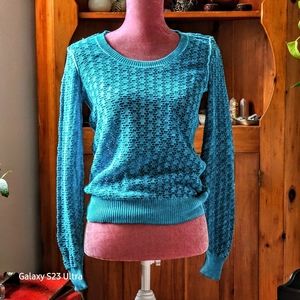 Tommy Bahama knit sweater, size extra small.